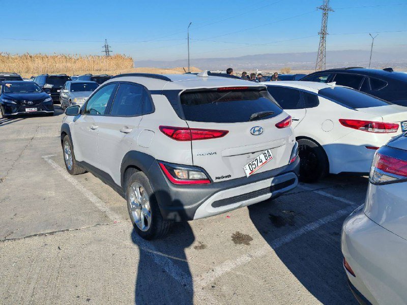 Hyunda Kona 2022 бензин полный привод автомат 3