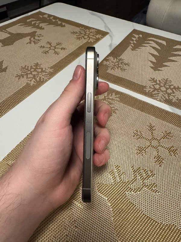 IPhone 15 pro 256gb 4