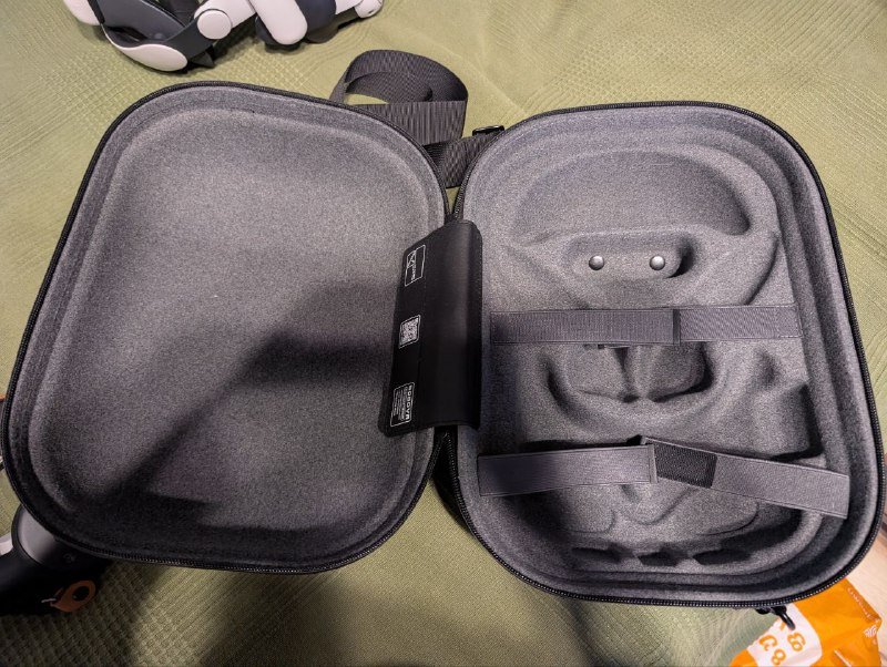 Meta Quest 3 на 512 Гб, комплект с креплением Bobovr 2