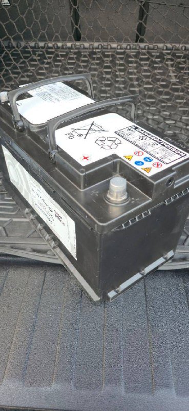 Фирменный аккумулятор BMW Bosch 6