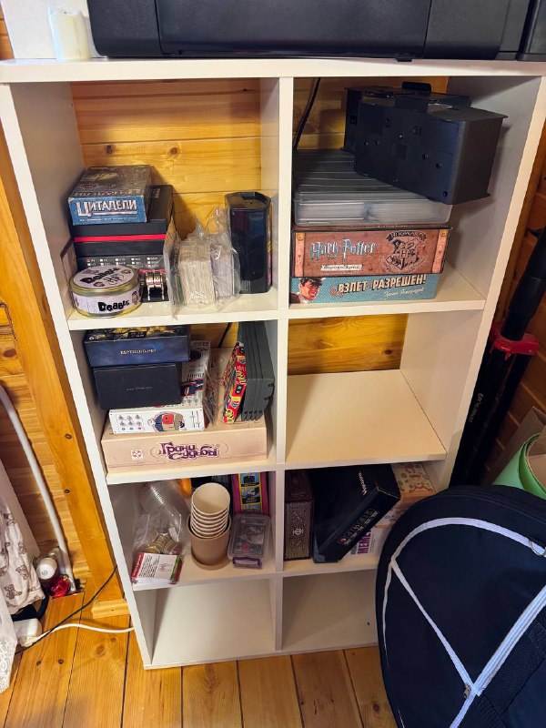 Коричневый Шкаф, Белый шкаф, СЛАЙСЕР, Огнетушитель, Тостер 2