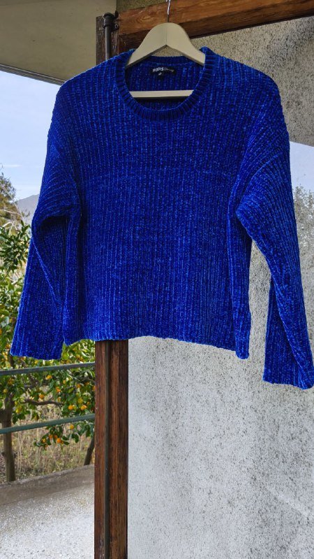 Свитер велюровый Modis размер XL укороченный