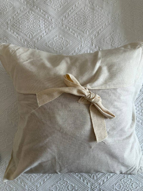 Подушка и плед в упаковочном мешочке 7