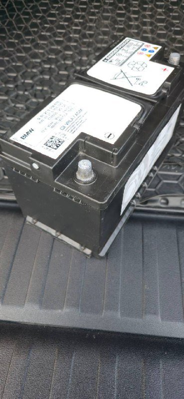 Фирменный аккумулятор BMW Bosch 9