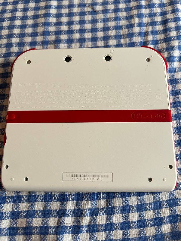 Nintendo 2ds прошитая консоль с аксессуарами 4
