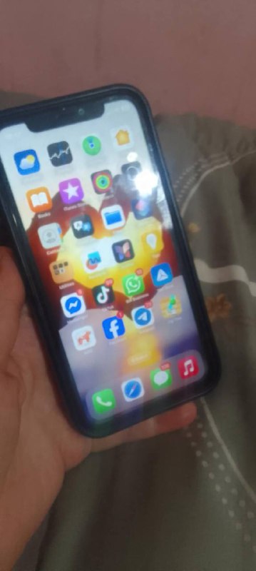 iPhone 11
