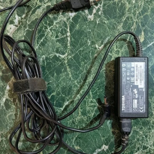 Зарядка Toshiba 19V 3.42A 65W