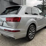 Audi Q7 2018 5
