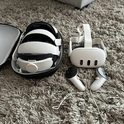 Meta Quest 3 512GB VR-шлем с аксессуарами