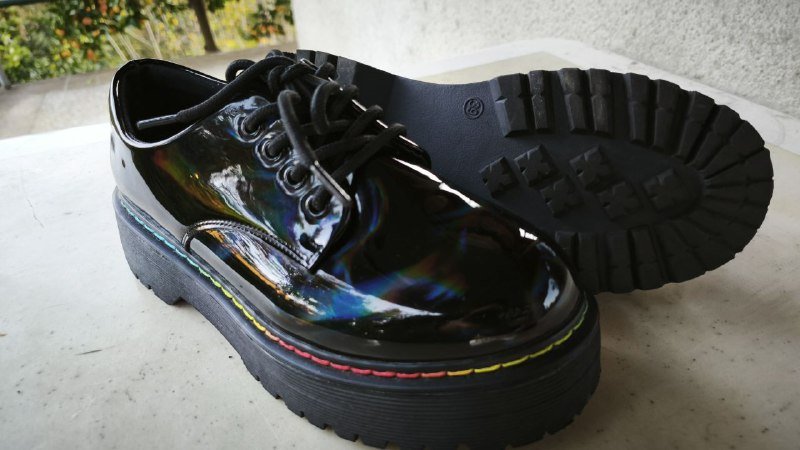 Ботинки CROPP размер 39 черные радужные