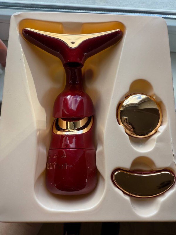 Куртка NFT True Mongolian, гантели 3кг, массажер для лица, iPhone 12 Pro 128Gb, Apple AirPods Pro, док-станция для зарядки 3