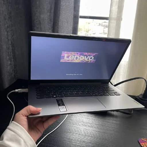 Lenovo IdeaPad 1i, ноутбук