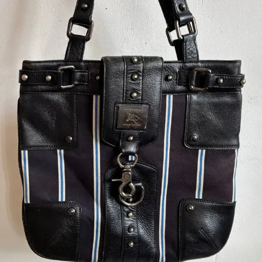 ვინტაჟური ტყავის ჩანთა Burberry Blue Label