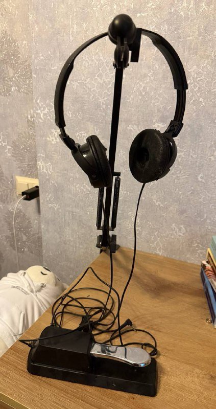 MIDI клавиатура Roland A-49 с аксессуарами 2