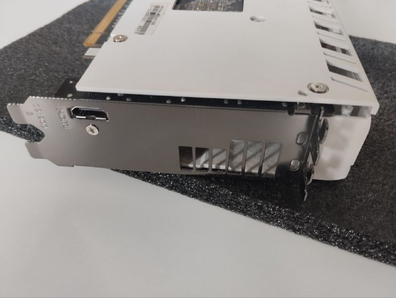 AMD Radeon RX 560 XT 8GB White видеокарта 8