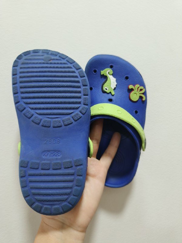 Шлёпки типо кроксы 27-28 размер