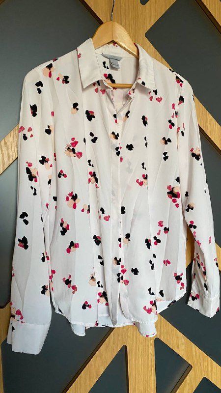 Блузка H&M нежно-розового цвета размер М