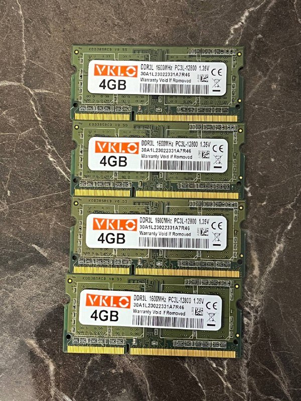 DDR3L 4GB ноутбучная память PC3L-12800