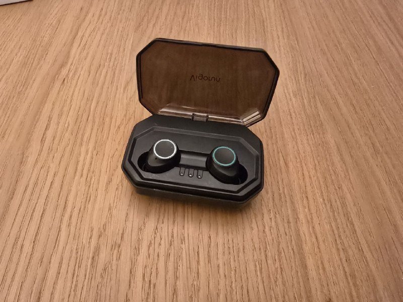 Наушники Vigorun с функцией внешнего аккумулятора