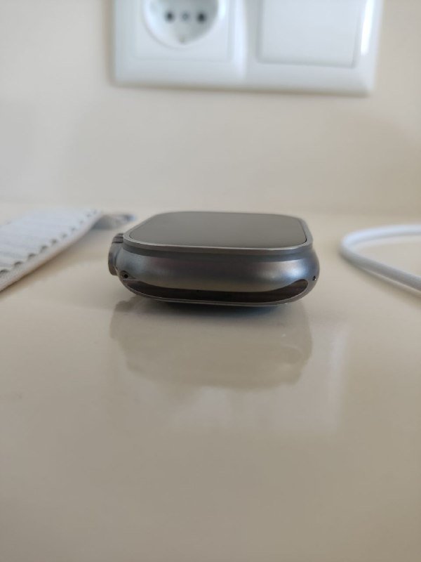 Apple Watch Ultra 1, оригинальная зарядка 3