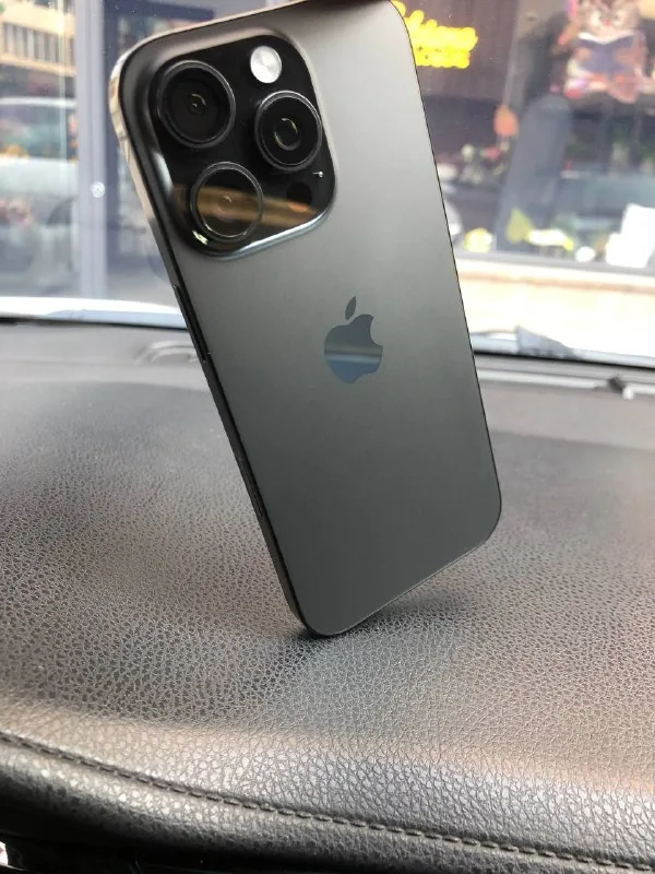 Iphone 16 Pro 1