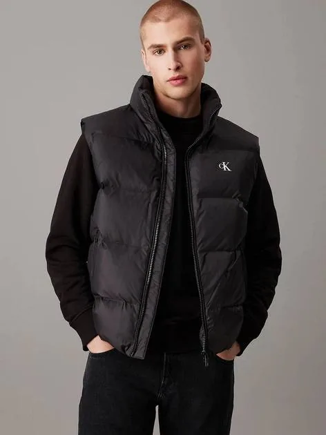 Мужская пуховая жилетка Calvin Klein Jeans S 1