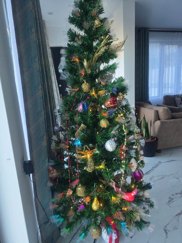 Ёлка с освещением 4