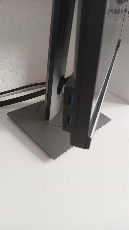 Монитор Dell P2418D 3
