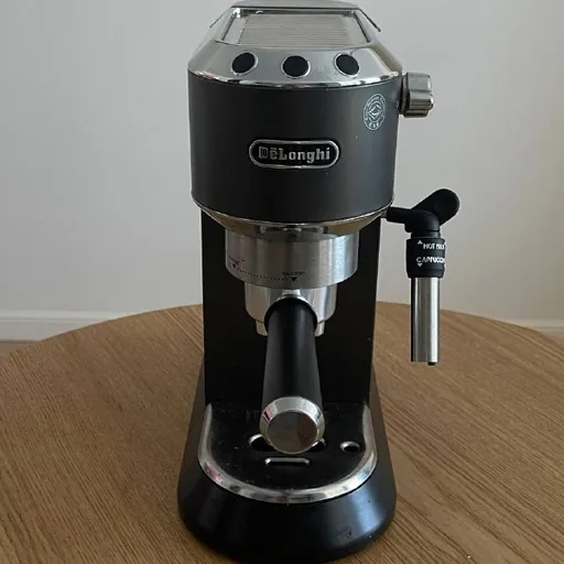 Кофеварка Delonghi EC685, бездонный рожок