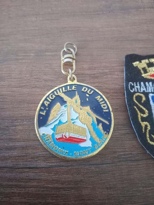 Вышитая эмблема Шамони-Монблан, Франции, металлический брелок 2
