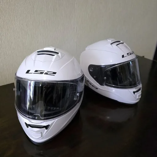 Мотошлемы LS2 FF800 Storm II, размеры M и XL