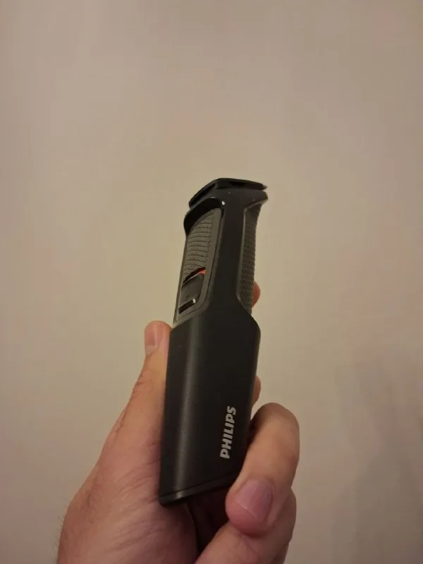 Philips Multigroom триммер 1