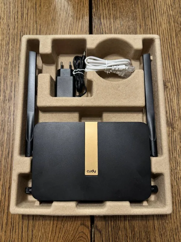 4G LTE WiFi роутер Cudy LT500D