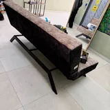 Столы, полки, стулья, зеркало, стойка 5