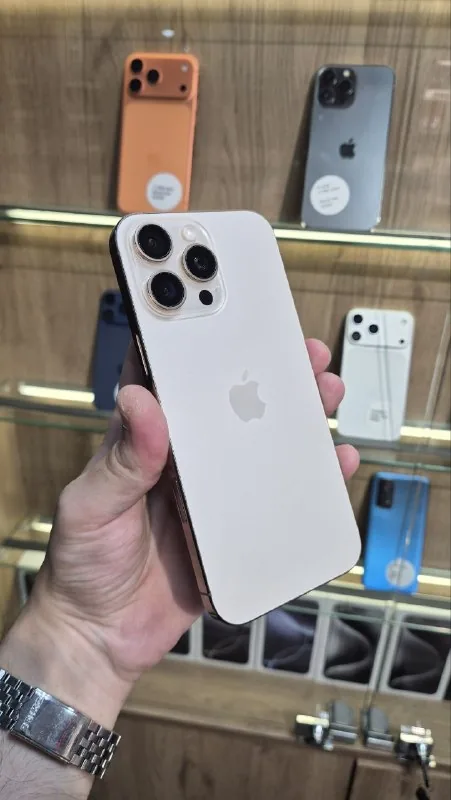 IPHONE 16 PRO MAX 256GB (ESIM) 1