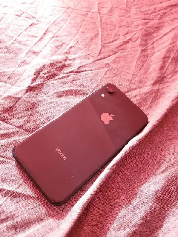 iPhone XR 1