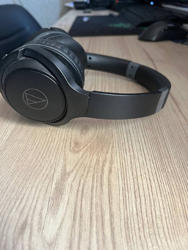 Audio-Technica ATH-S200BTBK Wireless Headphones 2
