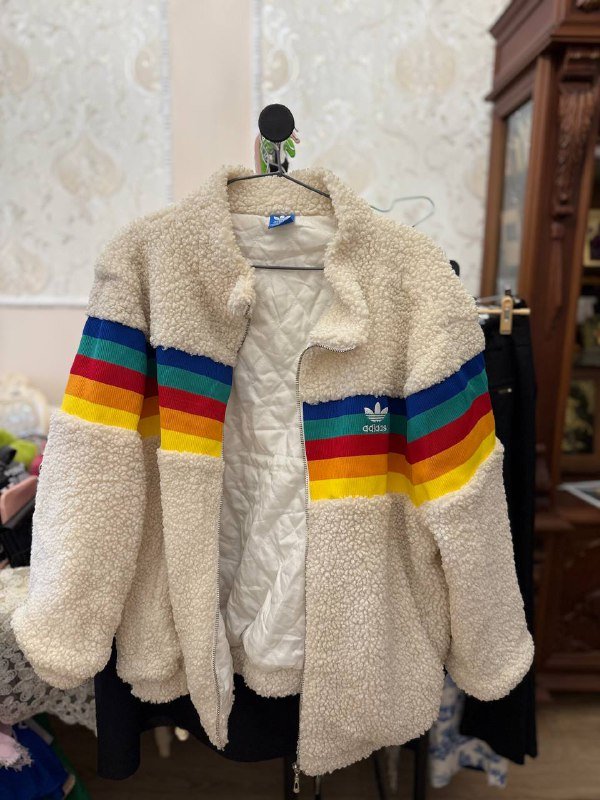 Adidas оригинальная oversize куртка