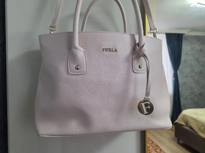 Сумка Furla Linda светло-розовая из кожи сафьяно 1