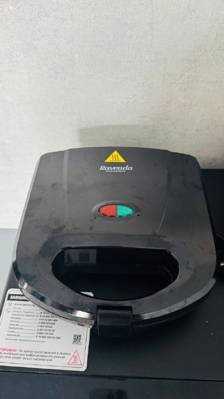 Вафельница 4