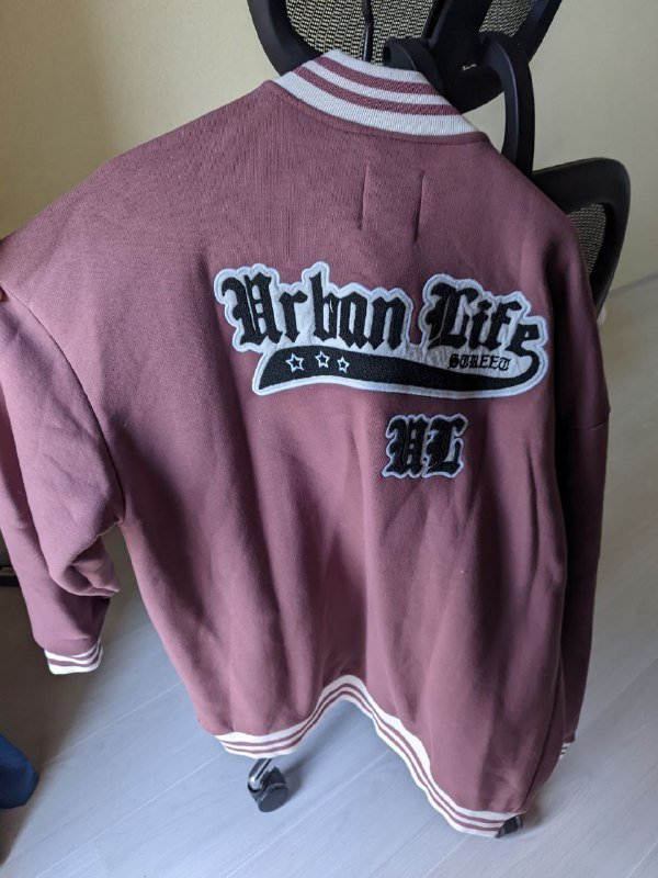 бомбер, бежевые спортивки, фиолетовые спортивки 2