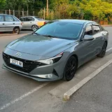Hyundai Elantra 2022 1