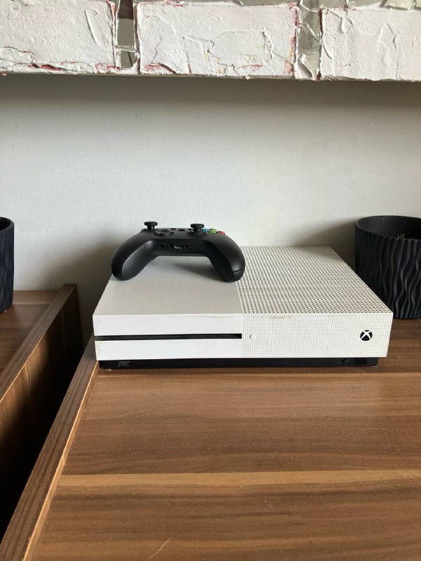 Xbox One S, геймпад, HDMI