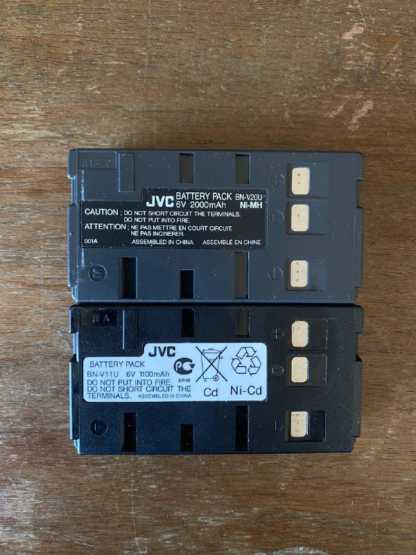 JVC компактный видеокамкордер VHS с аксессуарами 4