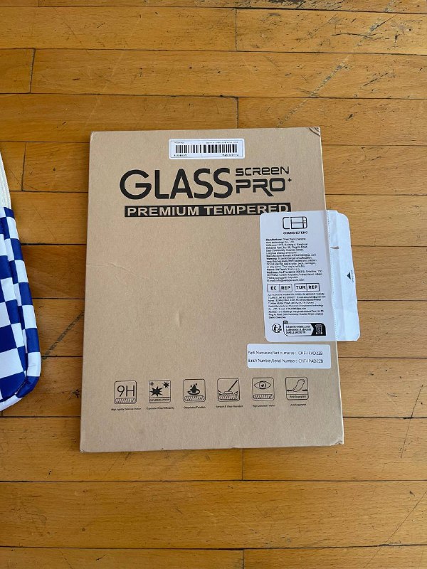 Чехол для планшета, стекло 2