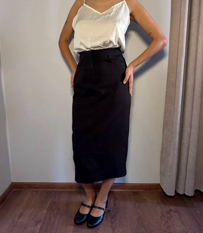 Пижамный топ, Юбка befree, Туфли Bata, Топ Stradivarius, Туфли Stradivarius, Штаны Patrizia Peppe, Топ Luna, Юбка Sinsay, Топ Koton, Шорты Pretty Little Things, Рубашка Only, Свитер Luna, Ночнушка Etam 2