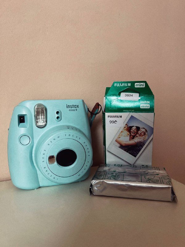 Instax mini 9 камера и 10 пленок