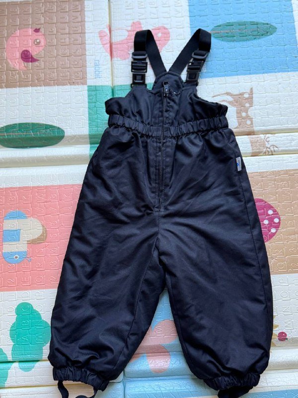 Теплый зимний комбинезон с ботиночками и варежками, полукомбинезон 2