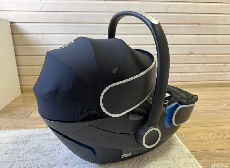 Детское автокресло GB Idan 0+ Cybex 1
