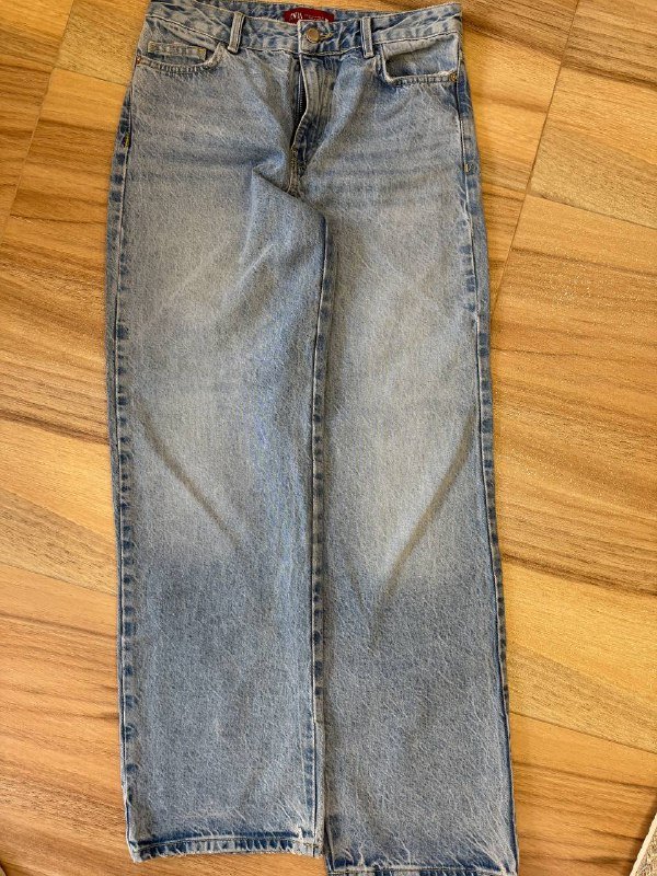 Кроссовки белые, джинсы женские, шапка-ушанка, жакет женский, сапоги зимние, кроссовки беговые 7